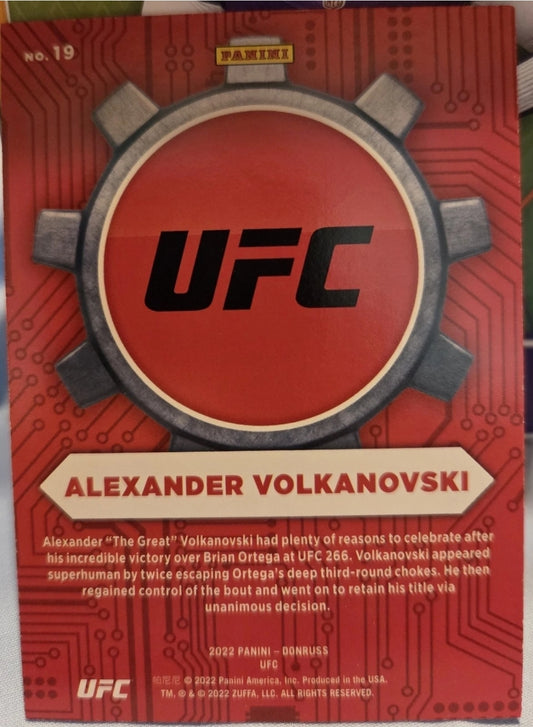 2022 Donruss UFC - Craftsmen Alexander Volkanovski #19 Green Flood