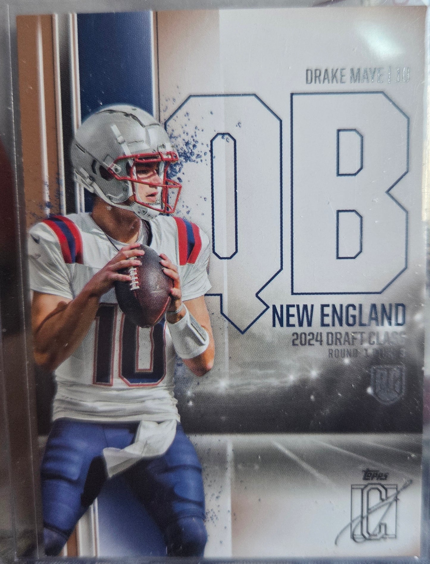 2025 Topps Signature Drake Maye (Yellow - RC)