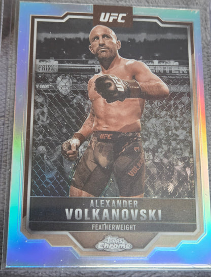2025 Toppa Chrome #18 Alexander Volkanovski (Sepia)