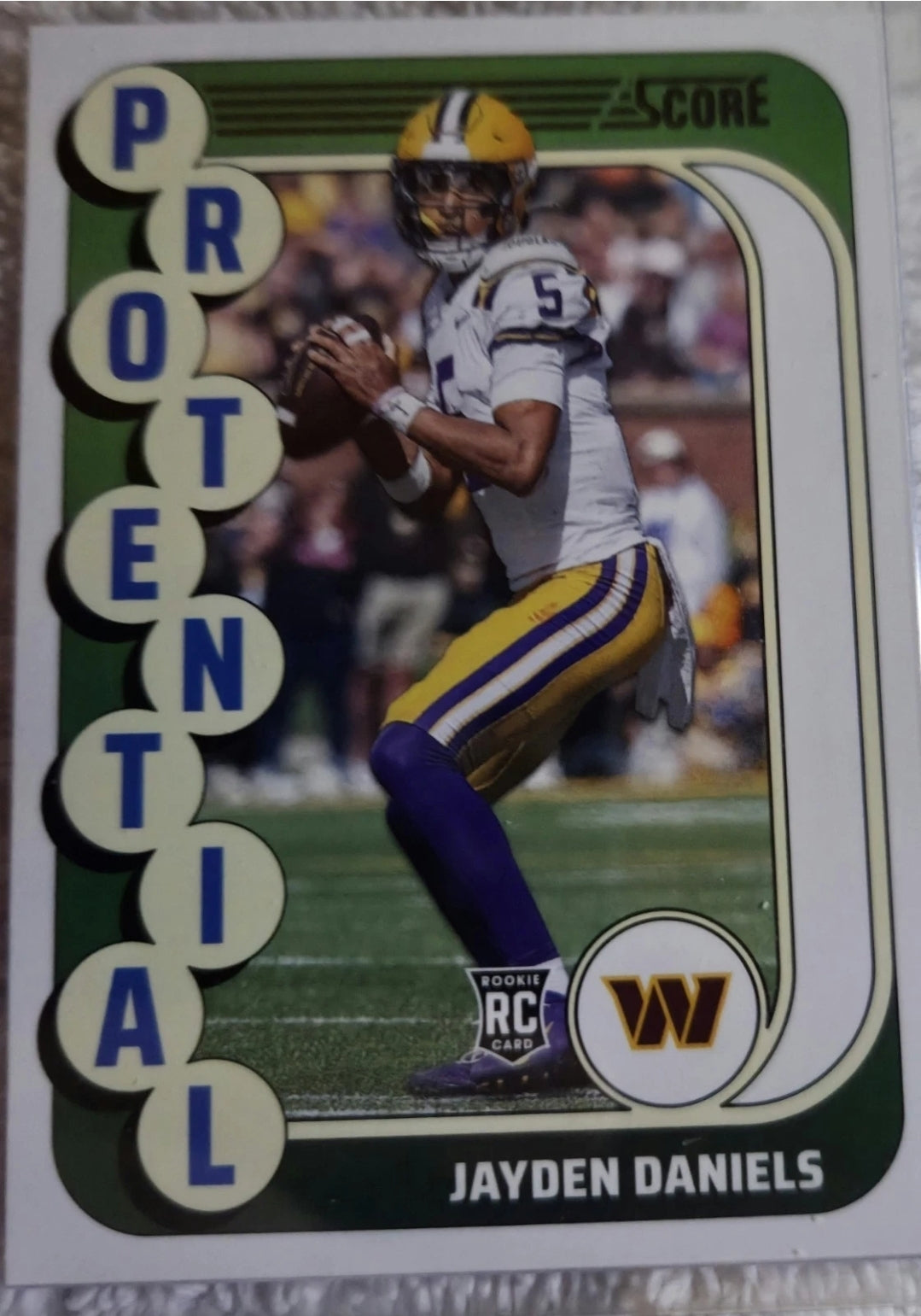 2024 Score - Protential Jayden Daniels #3 (RC)