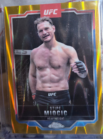 2025 Topps Chrome - Stipe Miocic #122 (Gold Refractor /50)